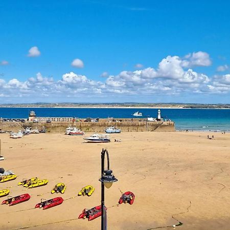 Premier 4 - Stunning Suite, Beautiful Sea Views Сент-Айвс Екстер'єр фото
